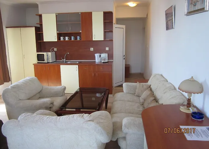 Szálloda Night Panorama 3*